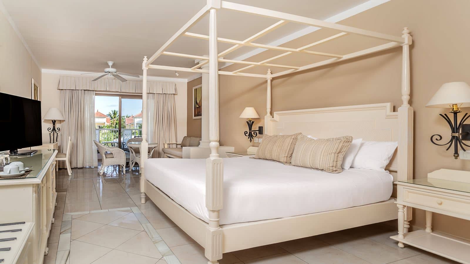 rooms-1-king-bed-junior-suite