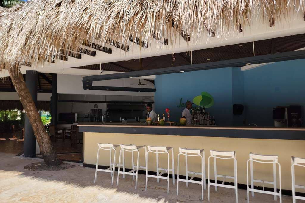 bars-jade-bar