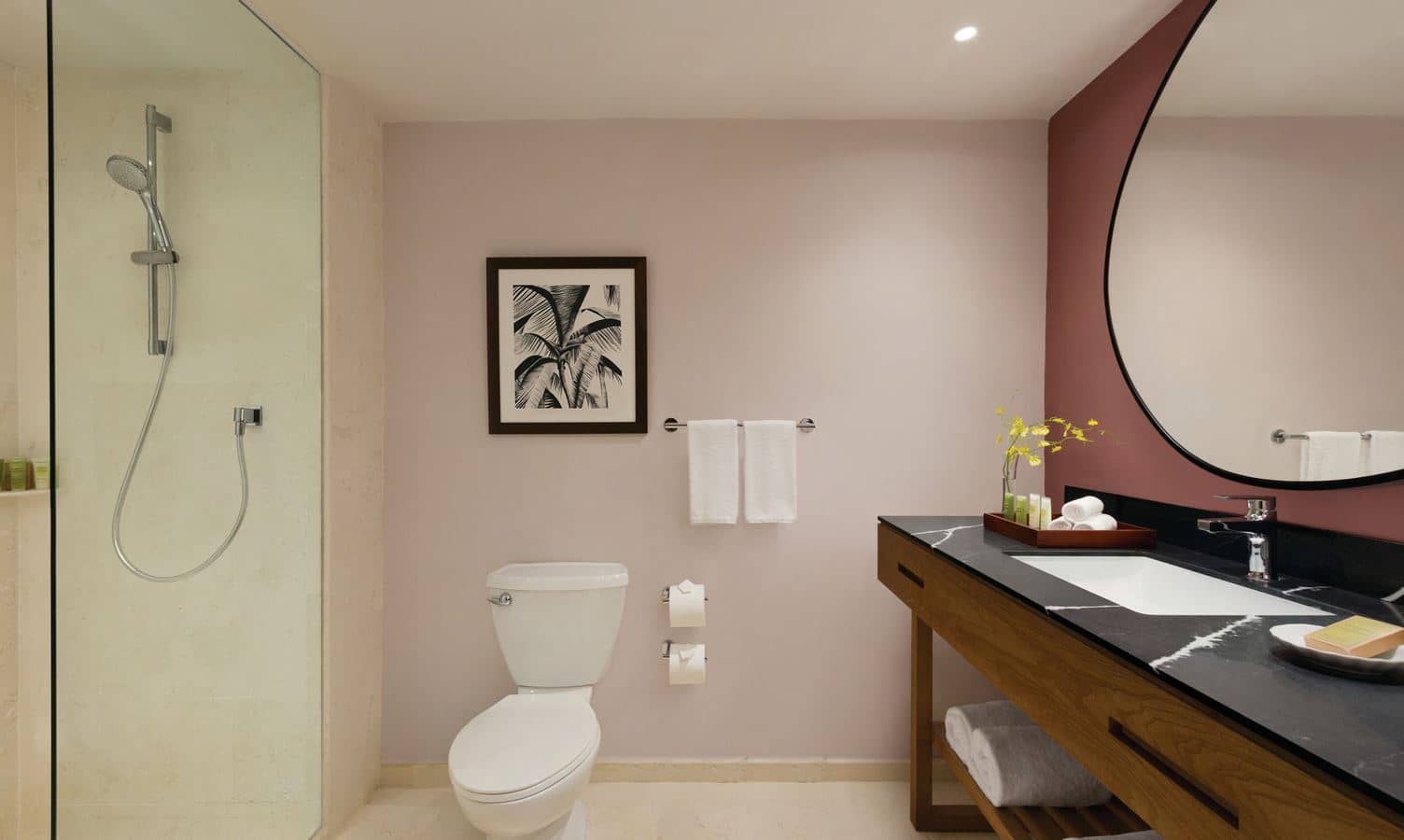 rooms-premium-garden-view-2-queens