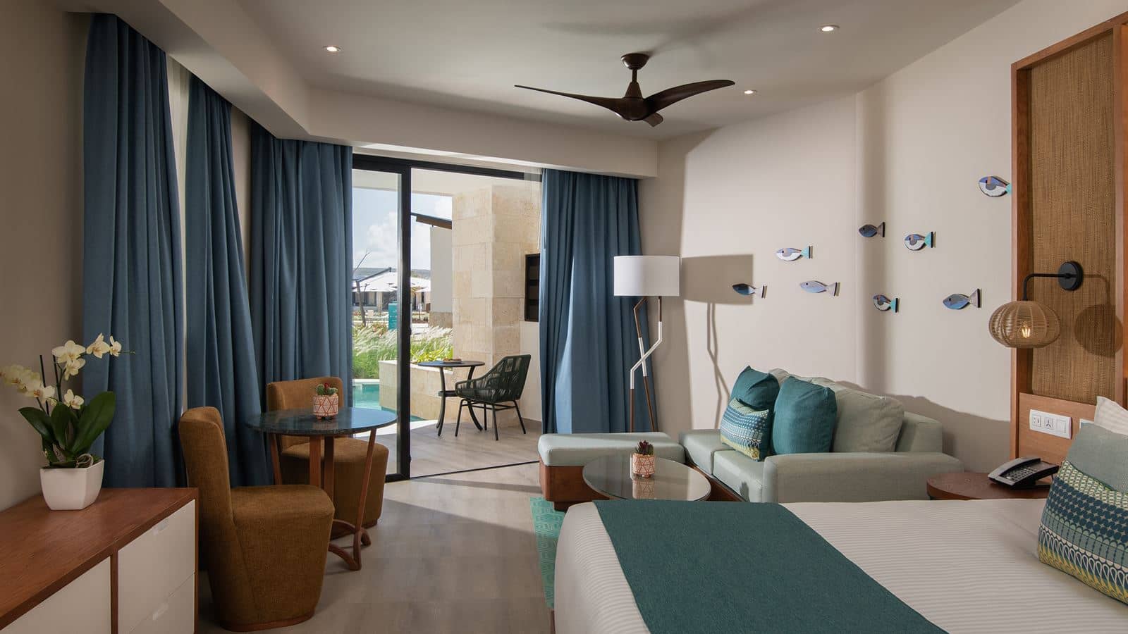 rooms-preferred-club-junior-suite-swimout