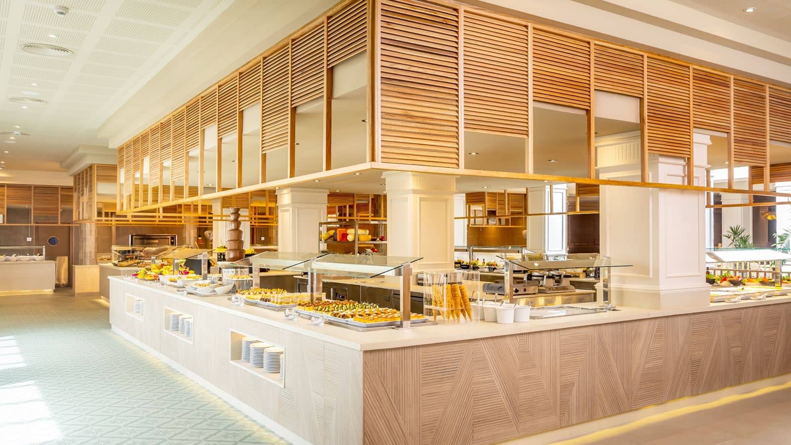 restaurants-nacar-main-restaurant