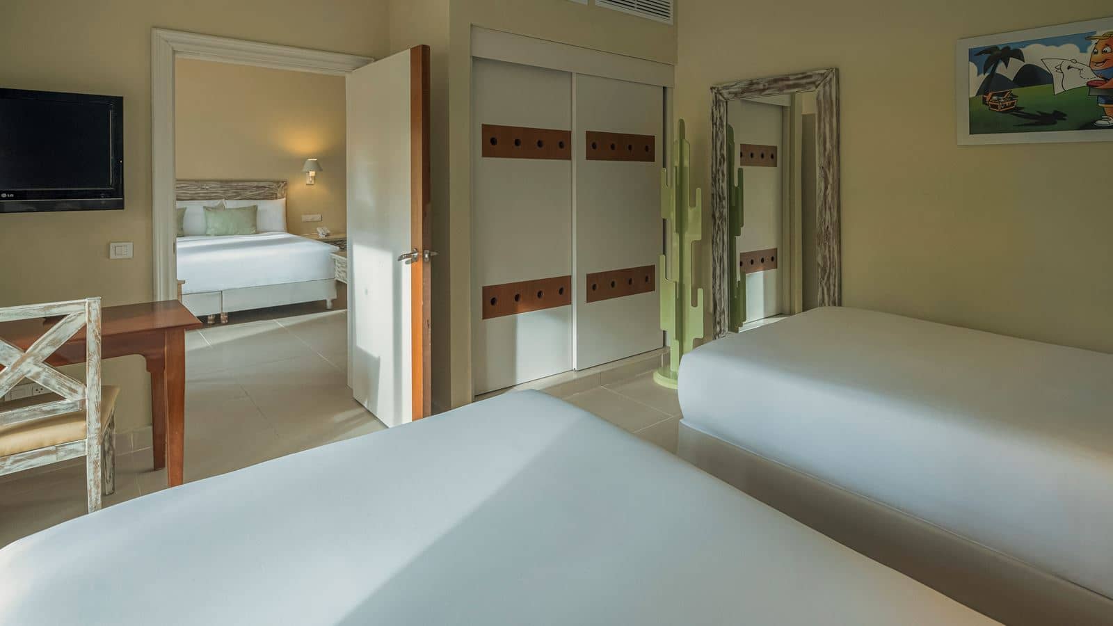 rooms-two-bedroom-family