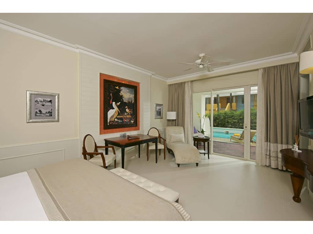 rooms-swimout-suite
