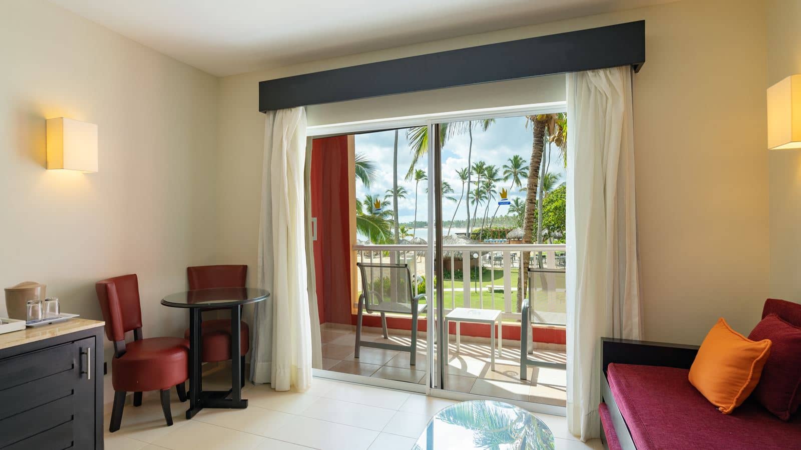 rooms-deluxe-suite