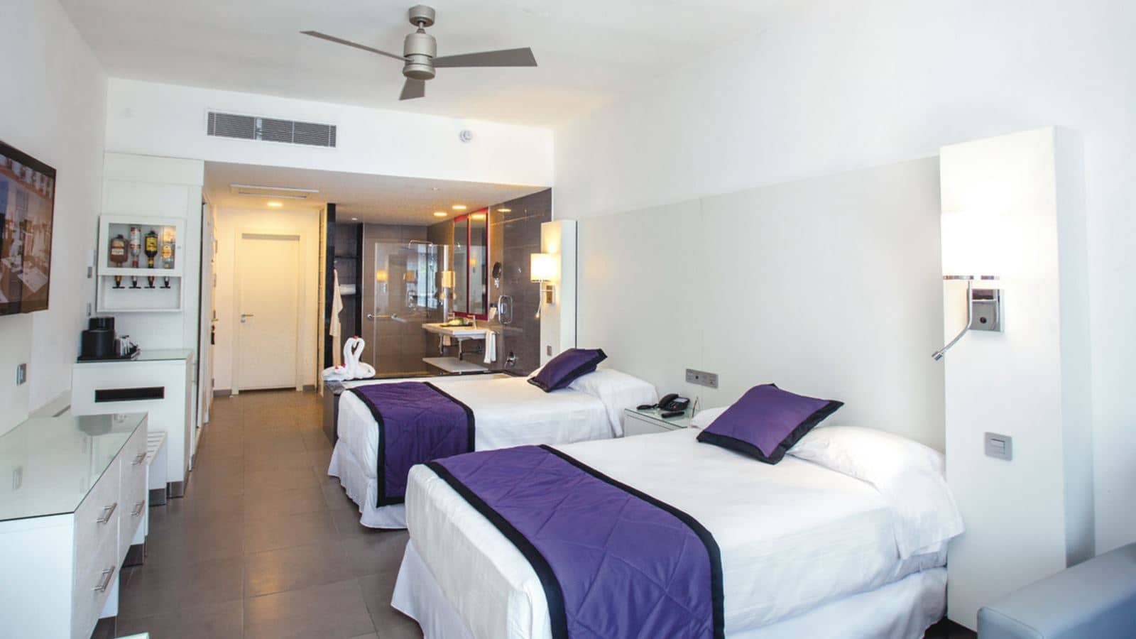 rooms-suite-jacuzzi