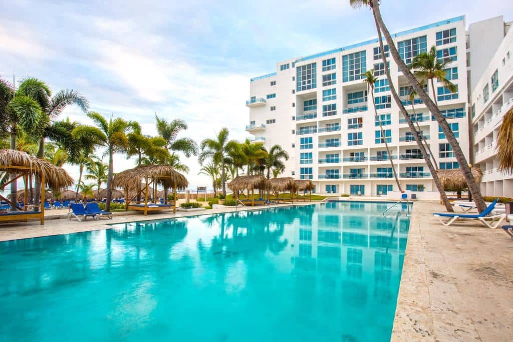 pools-outdoor-pool