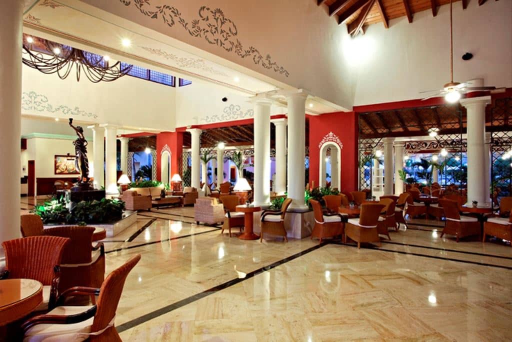 bars-mai-tai-lobby-bar