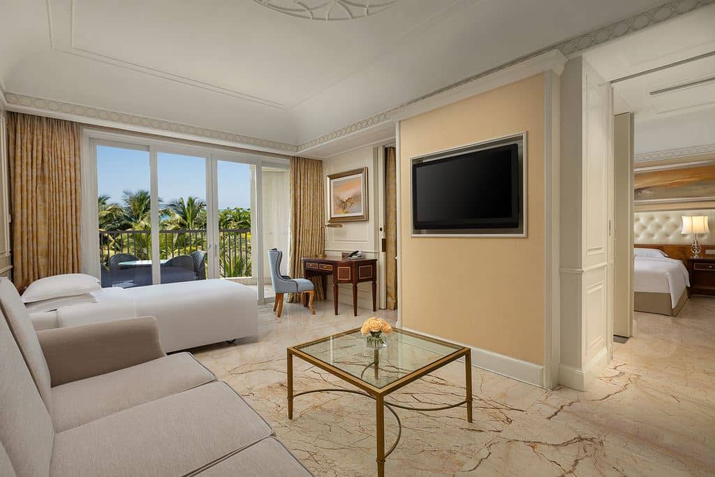 rooms-crowne-plaza-family-suite-for-3-pax