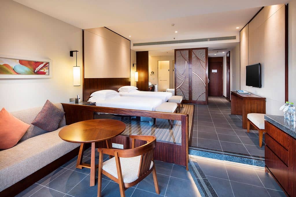 rooms-twin-pool-connected-garden-room