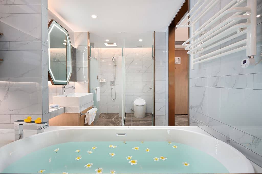 rooms-family-room-for-3-people-area-1