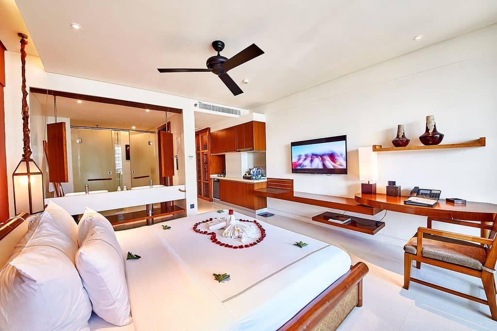 rooms-superior-ocean-view-room