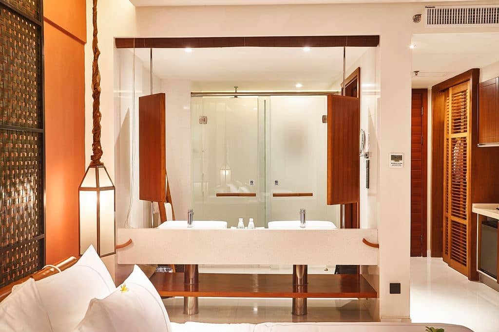 rooms-superior-ocean-view-room