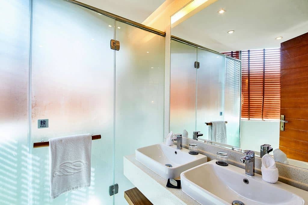 rooms-deluxe-ocean-view-condo