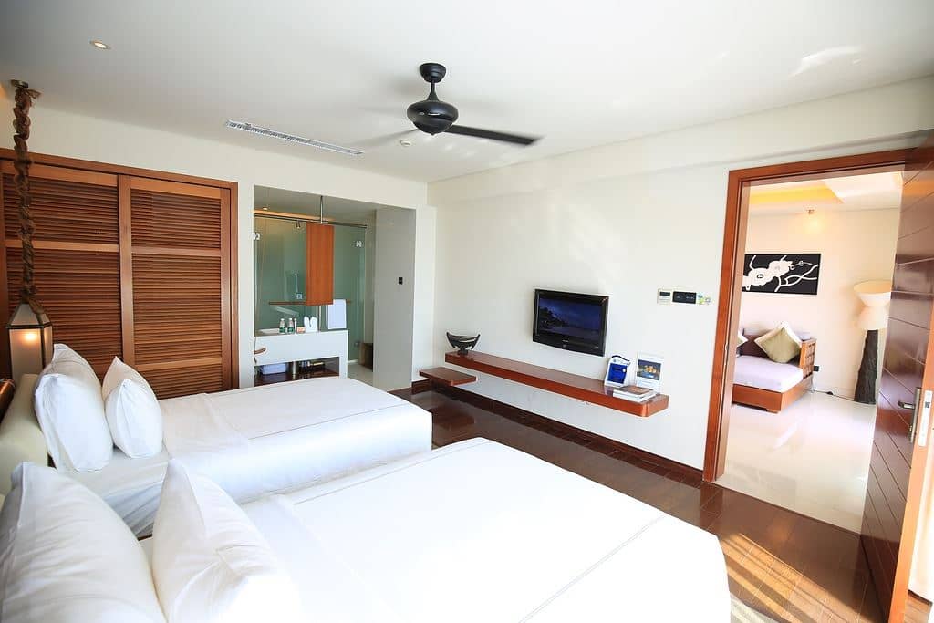 rooms-grand-garden-suite-twin