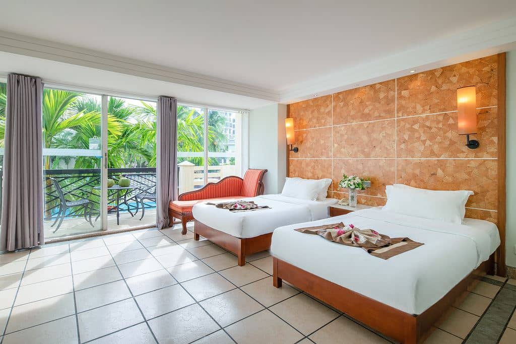 rooms-pool-view-villa