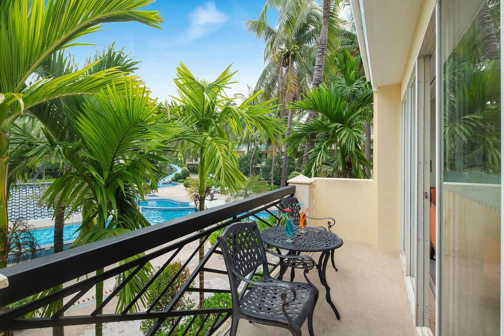 rooms-pool-view-villa