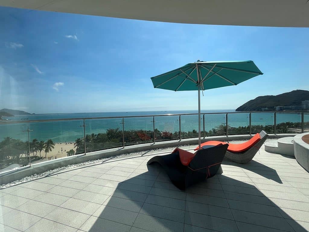 rooms-deluxe-oceanview-open-suite-imax