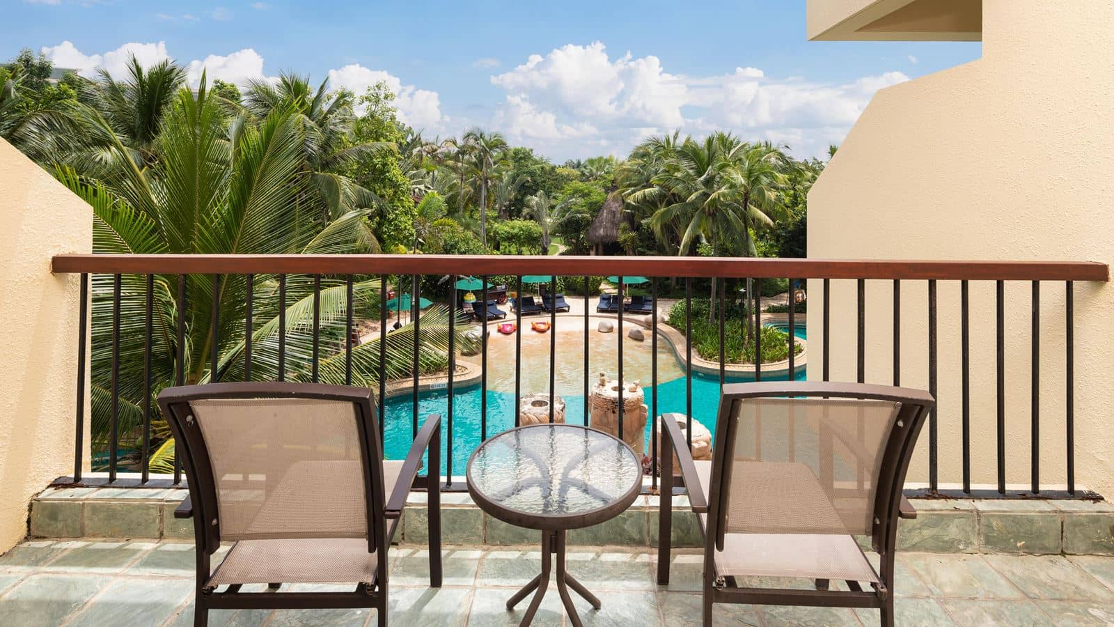 rooms-laguna-view-room