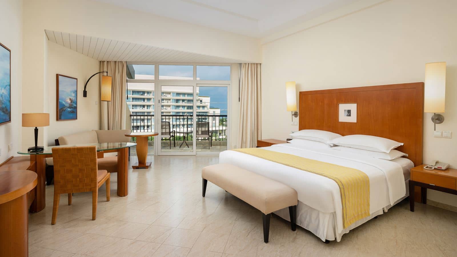 rooms-deluxe-sea-view-room
