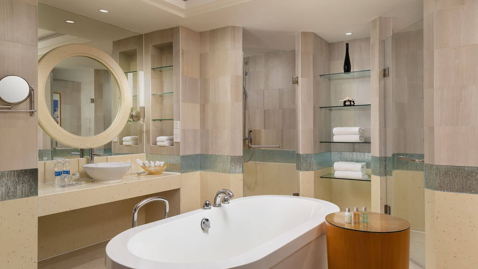 rooms-sea-view-suite