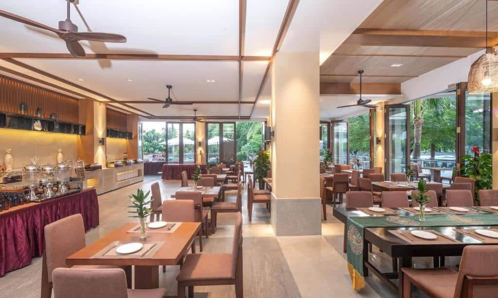 restaurants-restaurants