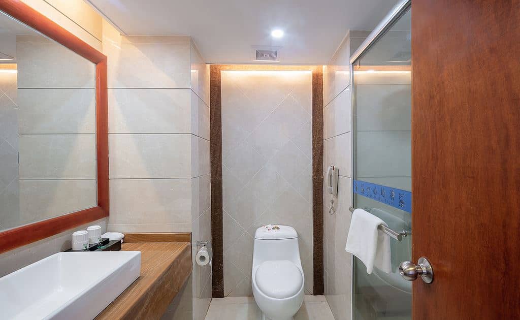 rooms-deluxe-sea-view-twin-room-building-b