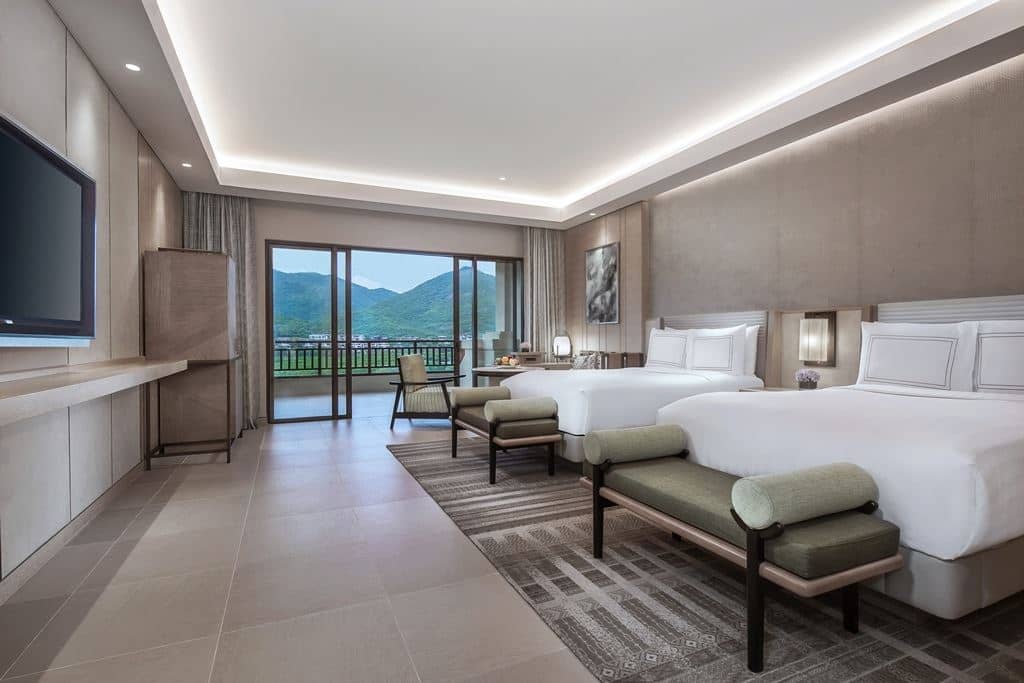 rooms-deluxe-room