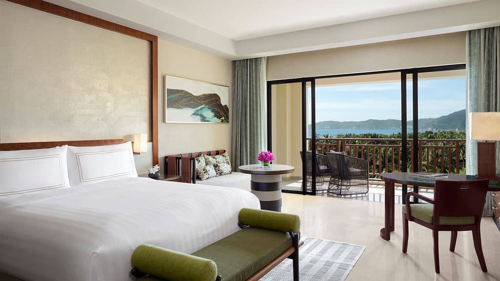 rooms-ocean-view-club-room