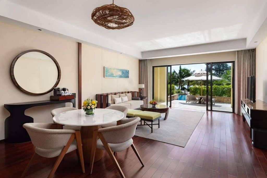 rooms-lagoon-access-suite