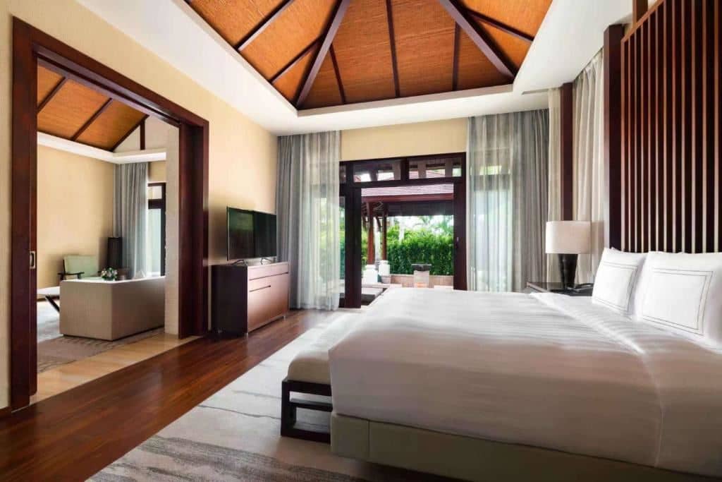 rooms-onebedroom-ocean-front-villa