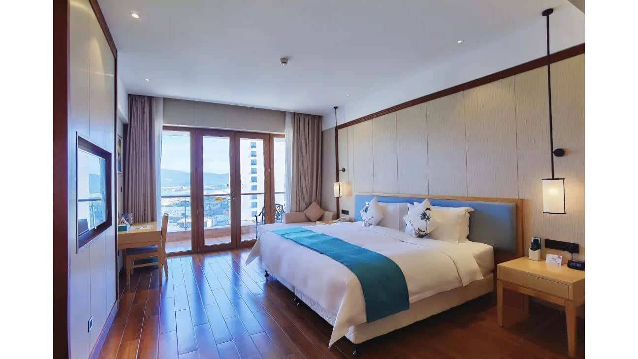 rooms-bay-view-room