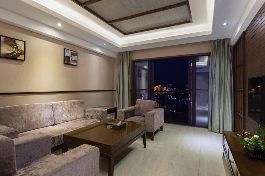 rooms-deluxe-two-bedroom-suite-with-sea-view