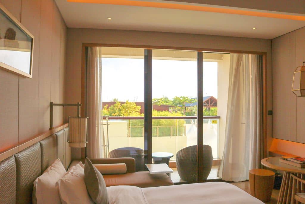 rooms-superior-balcony-room