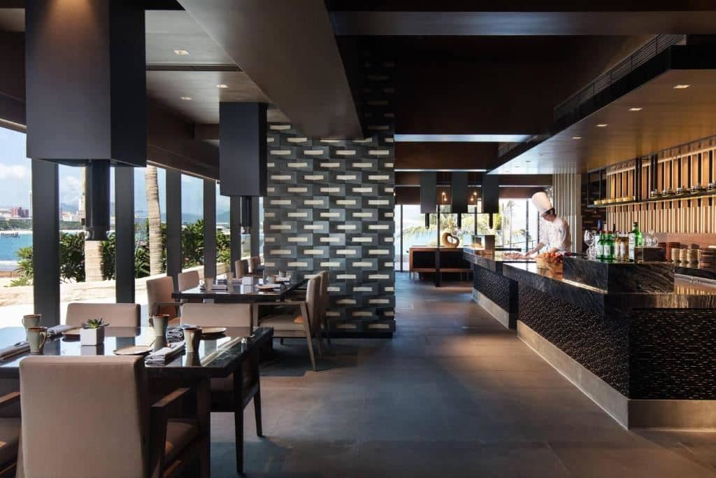 restaurants-restaurants