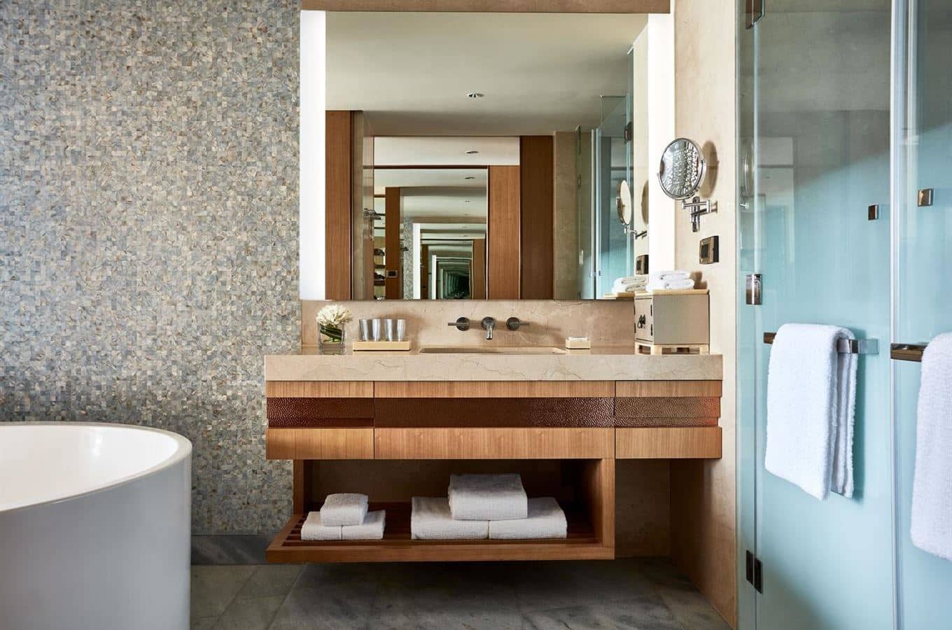rooms-resort-room