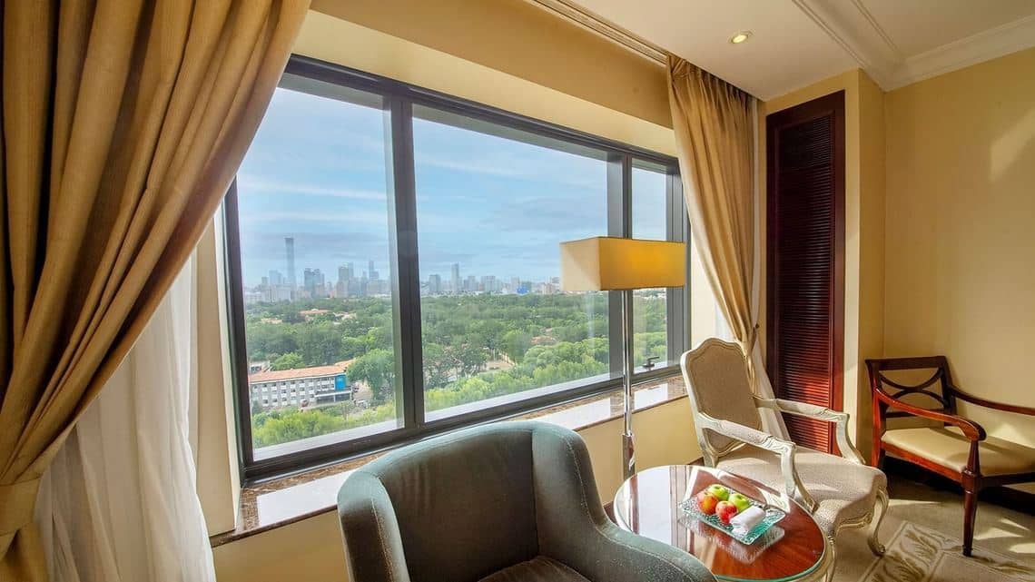 rooms-deluxe-room