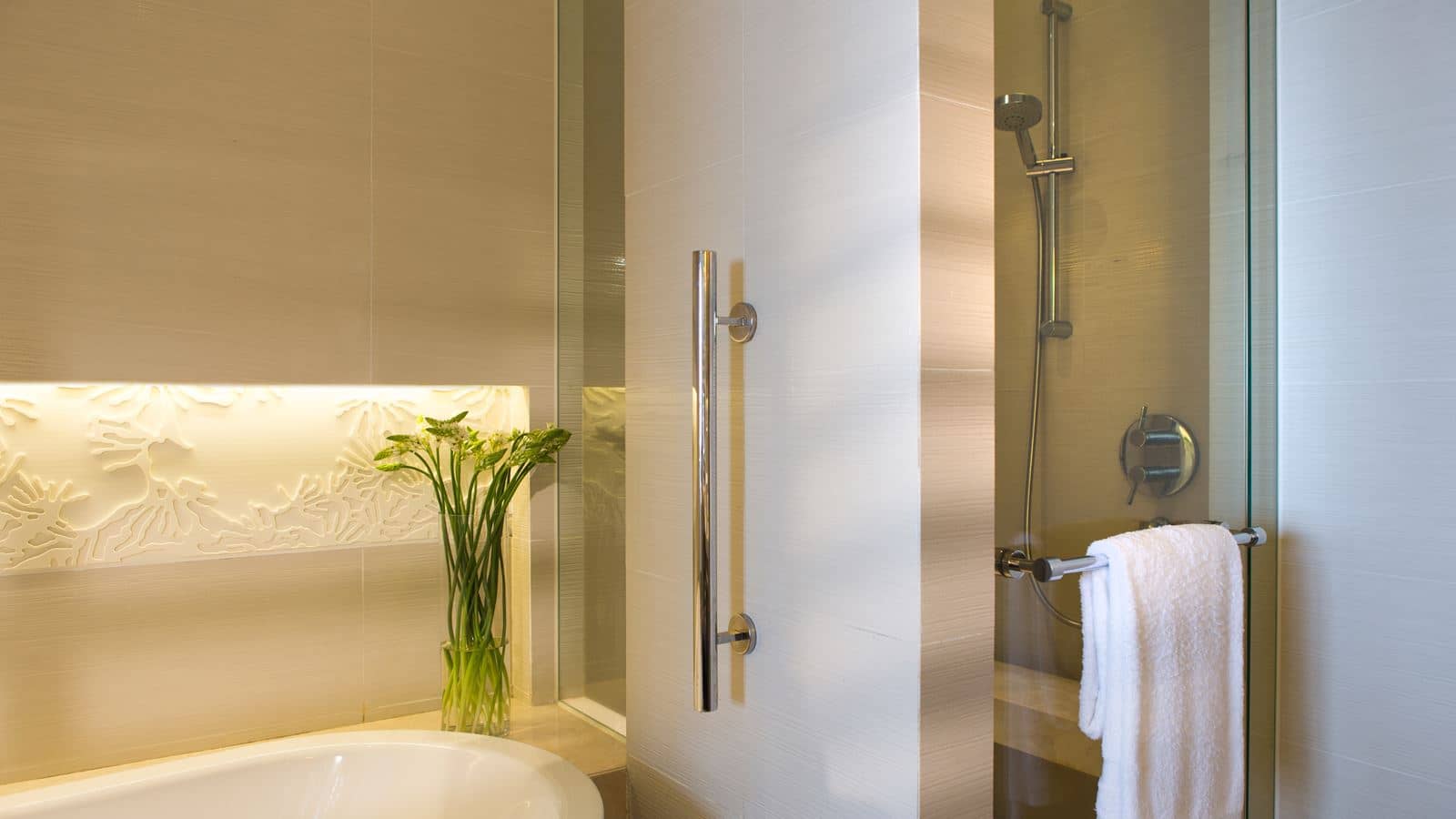 rooms-deluxe-garden-view-room
