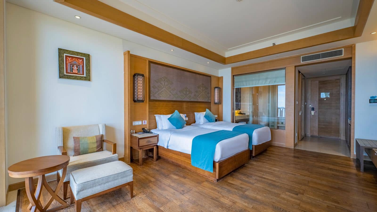 rooms-deluxe-sea-view-room