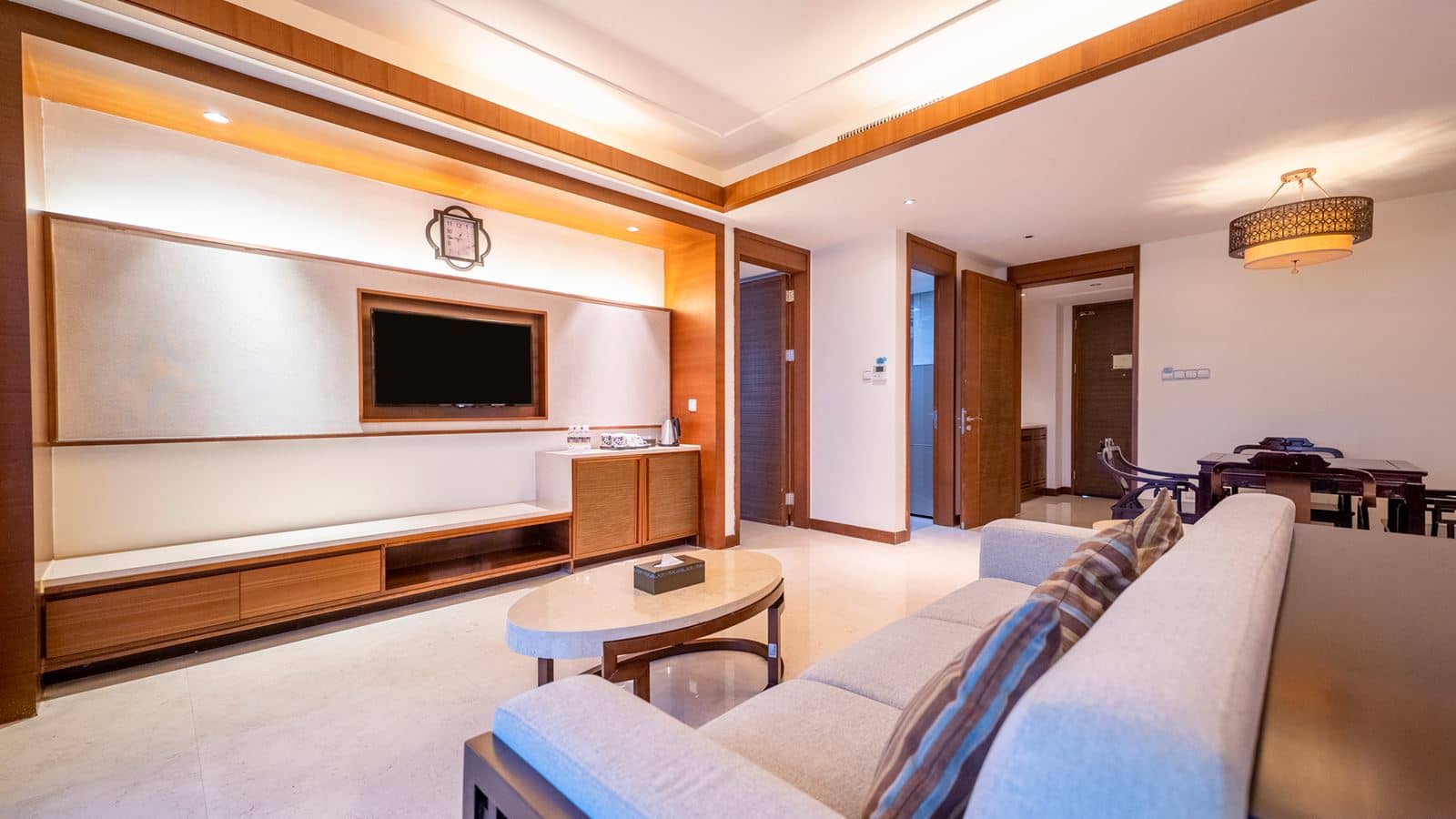 rooms-threebedrooms-sea-view-suite