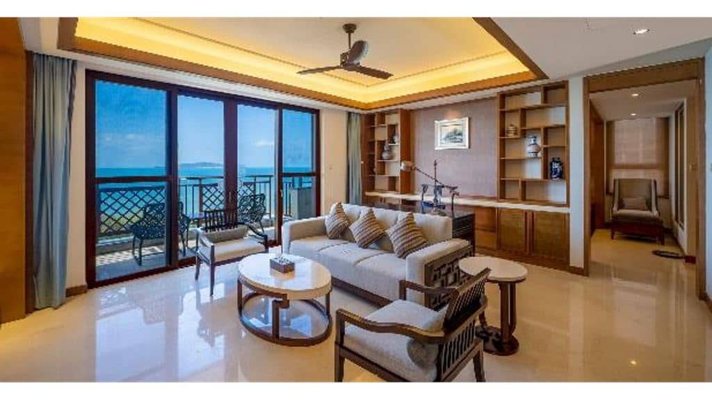 rooms-threebedrooms-sea-view-suite