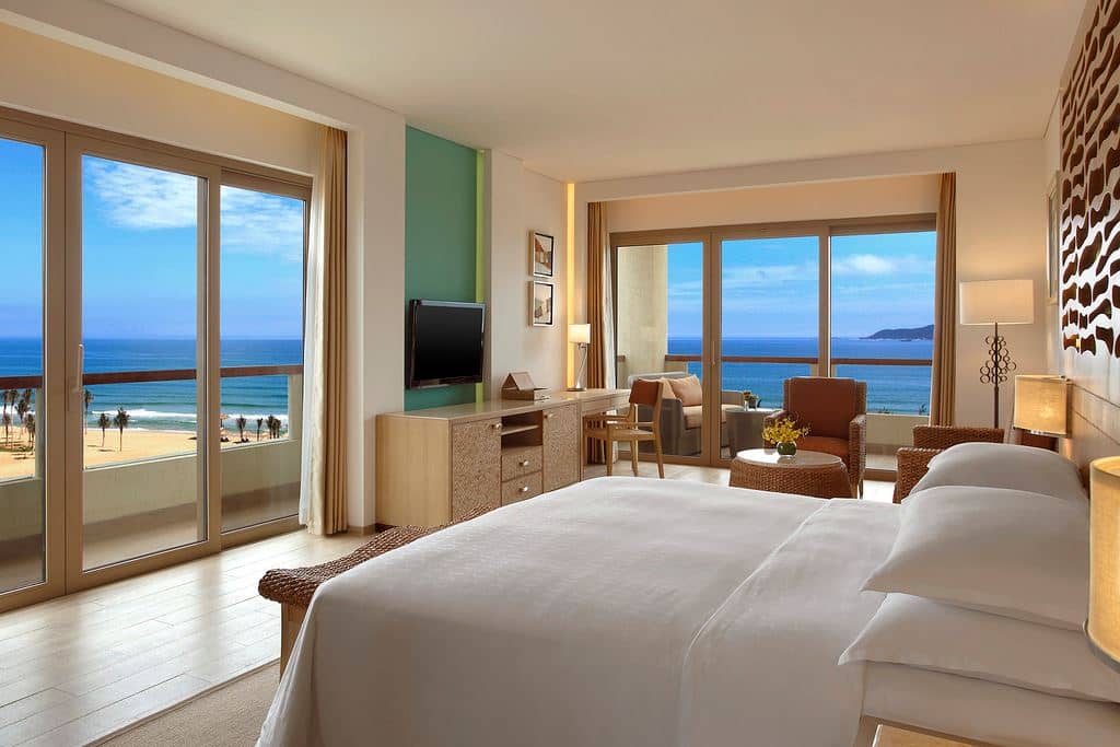 rooms-grand-deluxe-ocean-view-suite