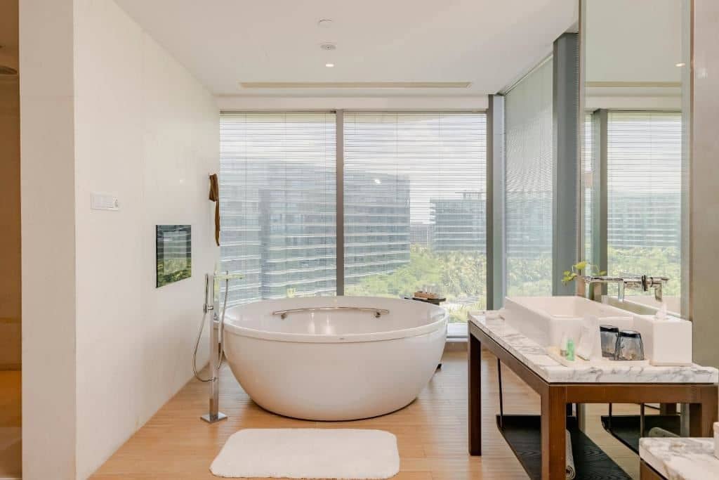rooms-deluxe-suite