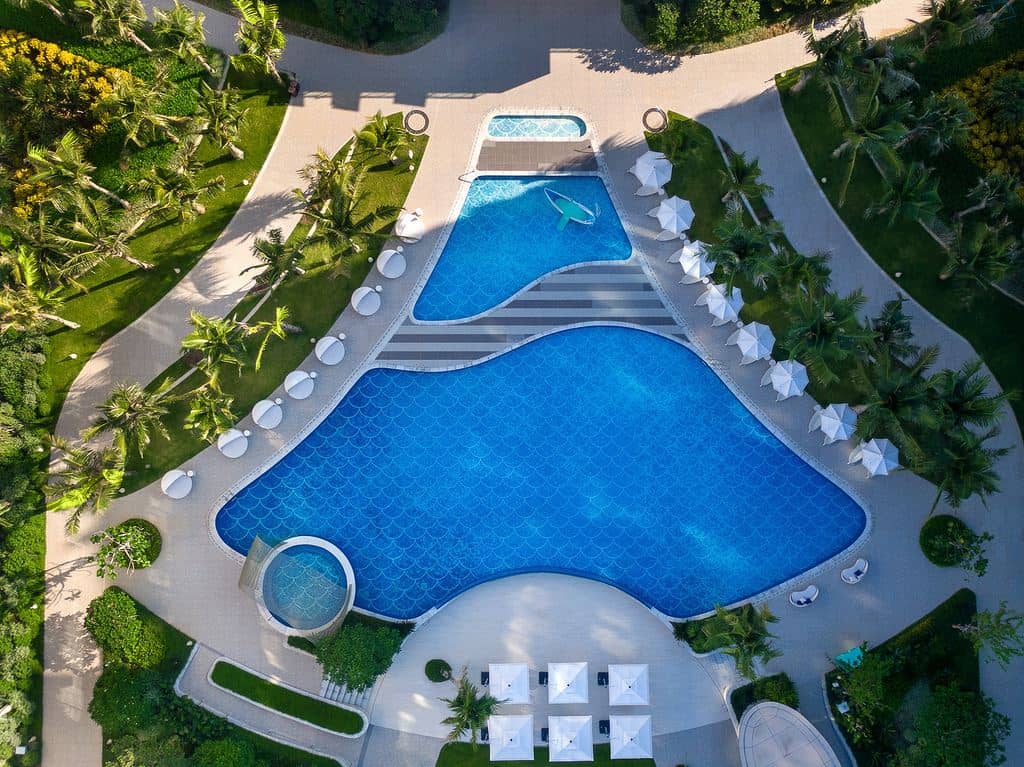pools-outdoor-pool