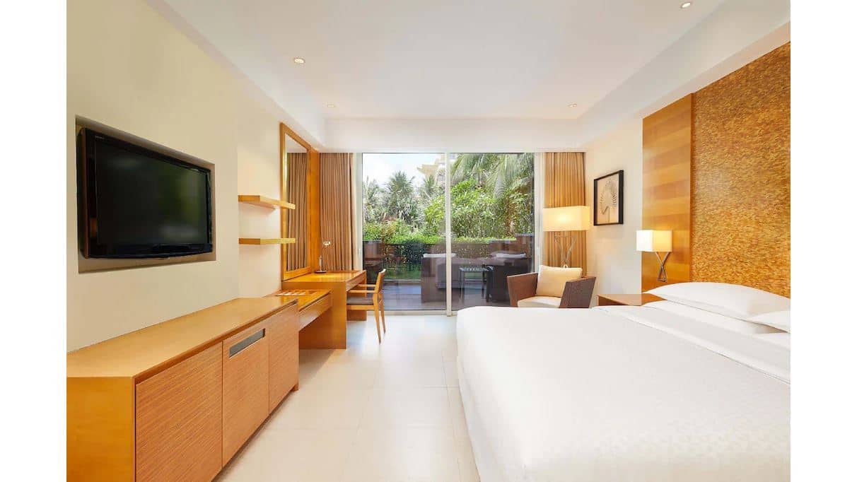 rooms-grand-room