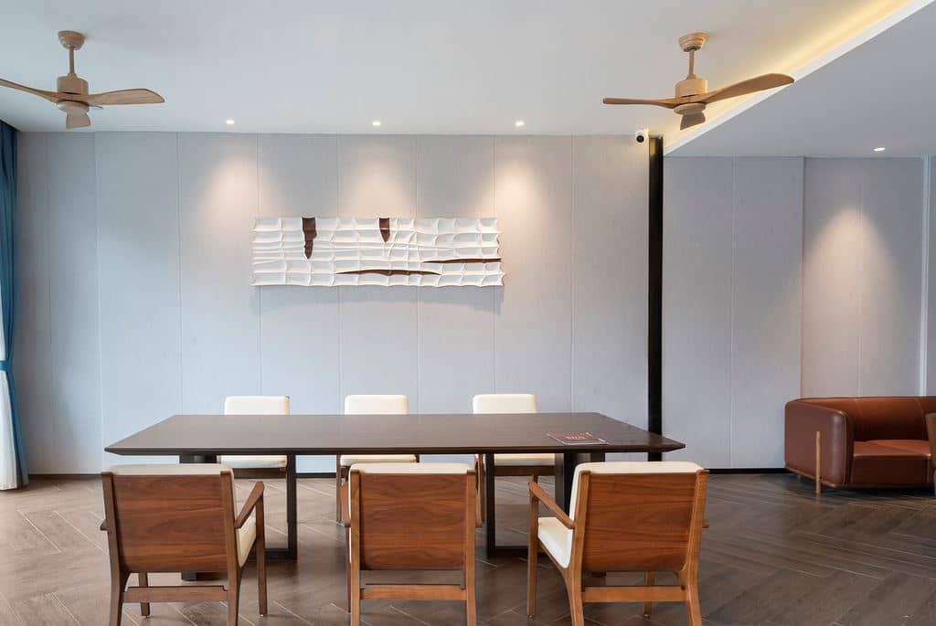 bars-executive-lounge-lobby-bar