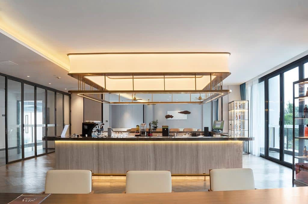 bars-executive-lounge-lobby-bar