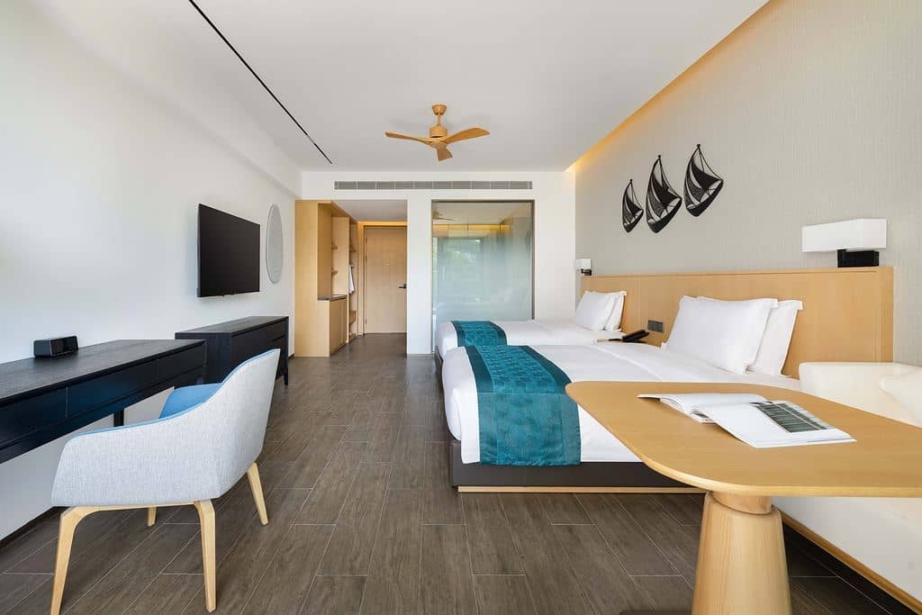 rooms-30degree-garden-sea-view-twin-room