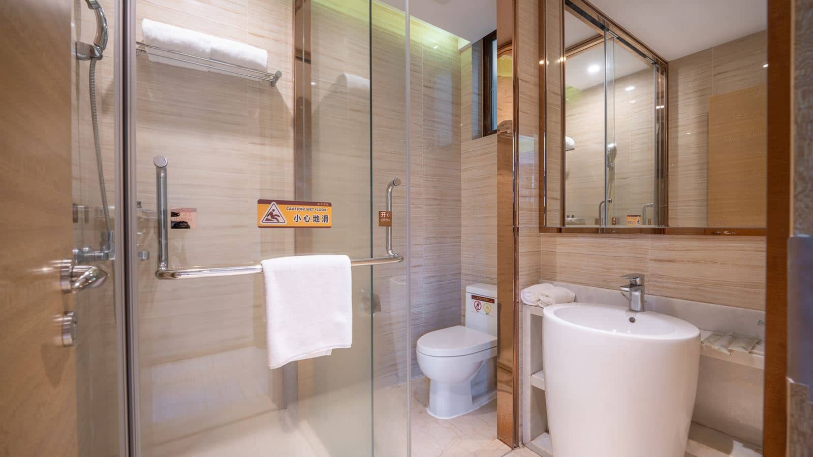 rooms-one-room-sutie