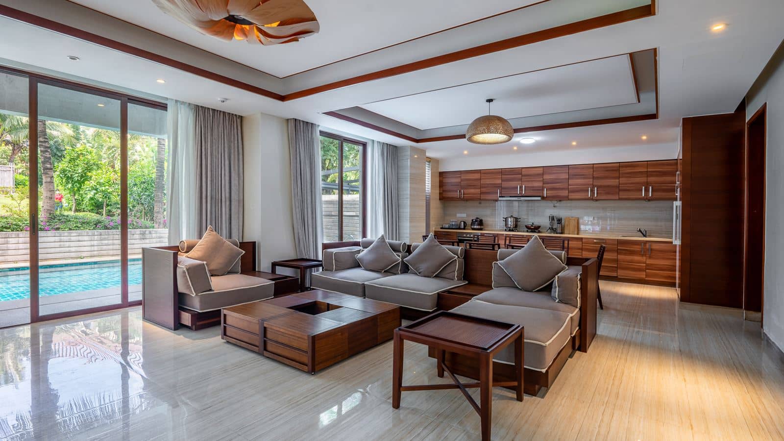 rooms-pool-villa