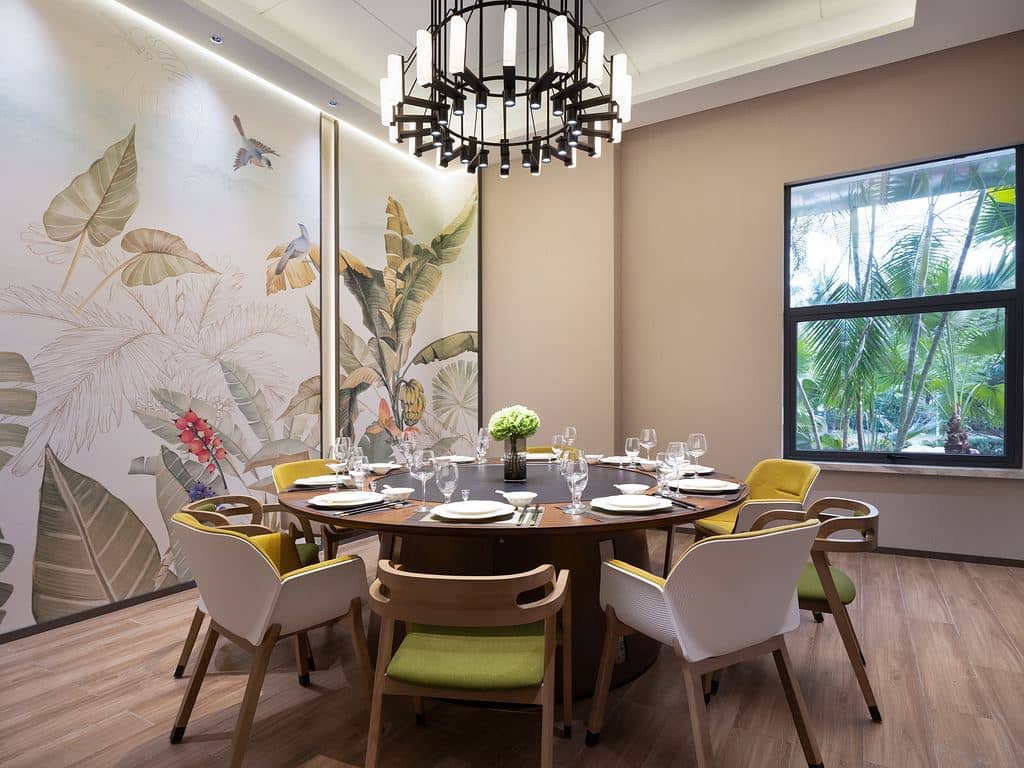 restaurants-restaurants
